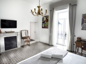 Suíte (King with Sea View) | Individualmente decorados, individualmente mobiliados, escrivaninha