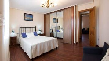 6 slaapkamers, een strijkplank/strijkijzer, gratis wifi, beddengoed