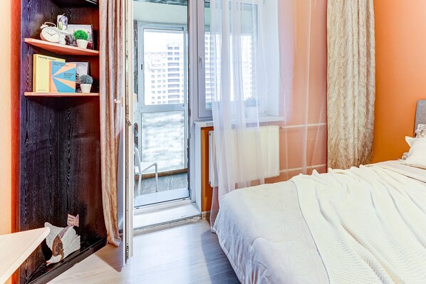 Studiolejlighed | Skrivebord, strygejern/strygebræt, baby-/barnesenge (tillægsgebyr)