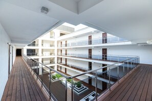 内部エントランス