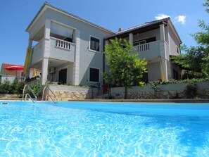 Outdoor pool - Villa with swimming pool, Supetar, Island Brac (Supetar)