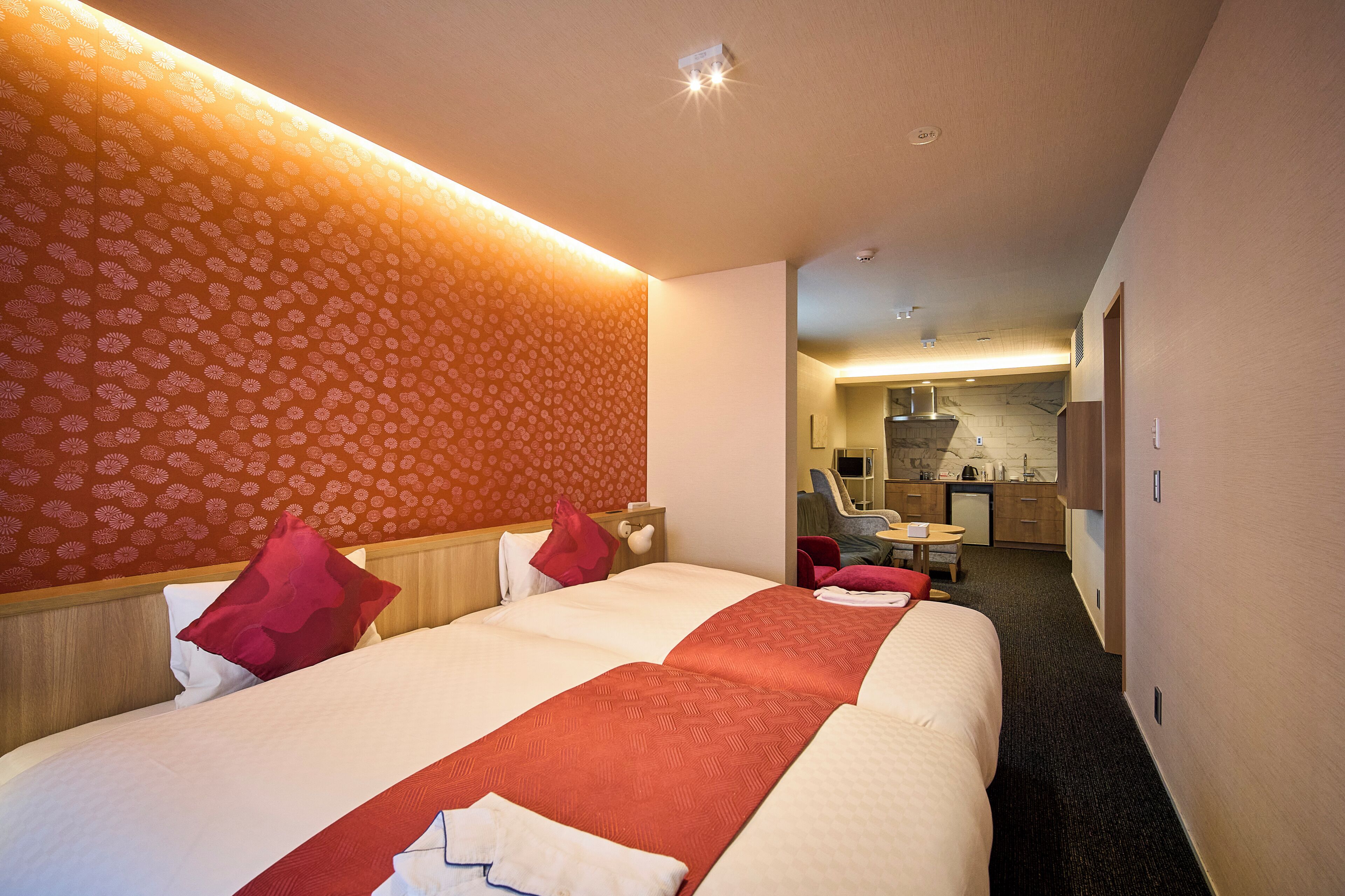 이코노미 트윈룸 (with extra sofa bed for 2 Guests) | 오리/거위털 이불, 방음 설비, 다리미/다리미판, 무료 유아용 침대