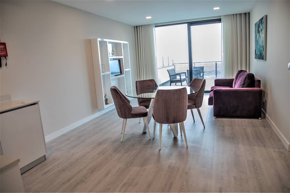 suite, 2 bedrooms, kitchenette, ocean view | view from room