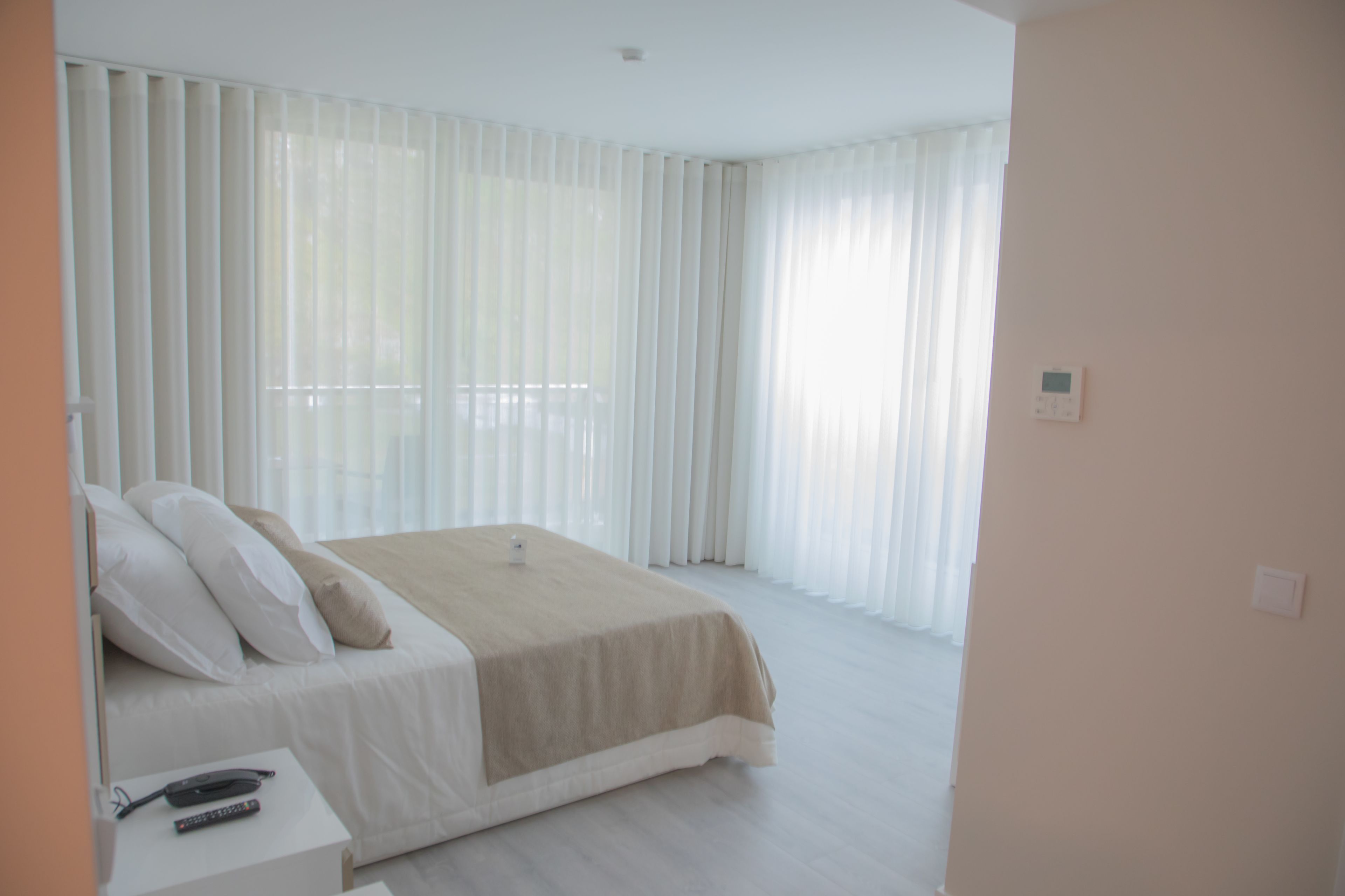 double room, mountain view | minibar, in-room safe, desk, laptop workspace