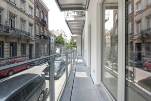Apartment, 1 Bedroom | Balcony - Chez Elysée (Brussels)