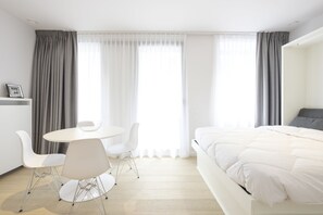 Studio Suite - White Studio (Brussels)