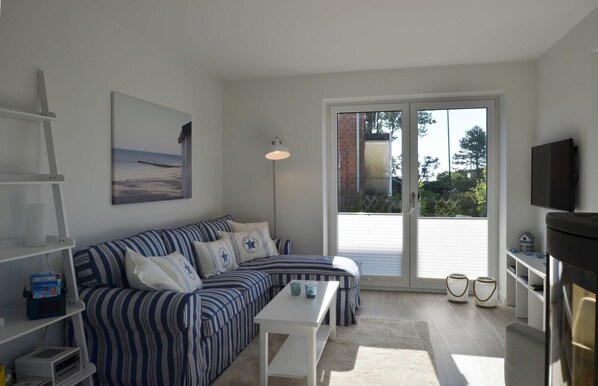 Télévision, cheminée