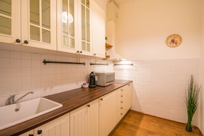 Apartment (3) | Private kitchen | Full-size fridge, stovetop, toaster, mixer
