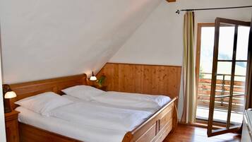 3 間睡房、房內夾萬、可攜式嬰兒床、Wi-Fi