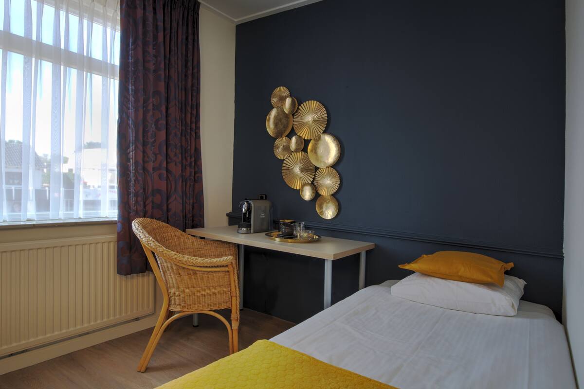 Comfort Single Room
