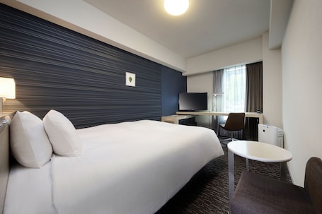 Free WiFi, bed sheets. Richmond Hotel Fukushima Ekimae