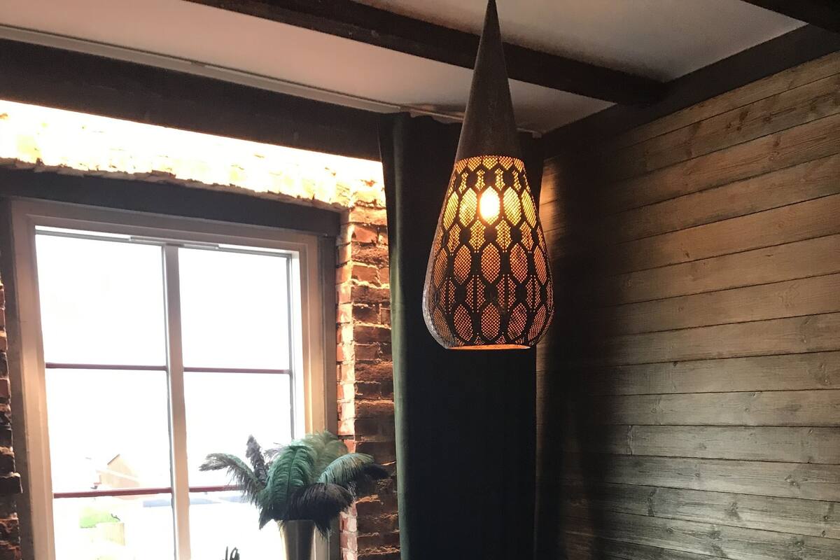 Single Room | Blackout drapes, WiFi (free), individually decorated