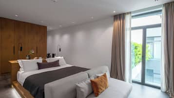 Literie de qualité supérieure, surmatelas, minibar