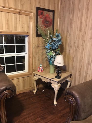 Blue moon Quaint cabins the woods