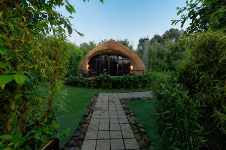 Exterior detail. Amarembo by Touch Down