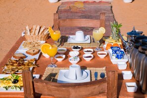 Deluxe Tent | Private kitchen | Shared fridge - Erg Chebbi Camp (Taouz)