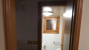 Unclassified image, 3 of 8, button - Luxury Apartment in Aley - Lebanon (Aley)