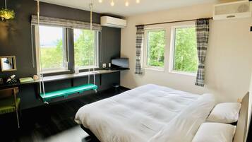 キングルーム | 羽毛の掛け布団、客室ごとに異なる装飾、WiFi (無料)、ベッドシーツ