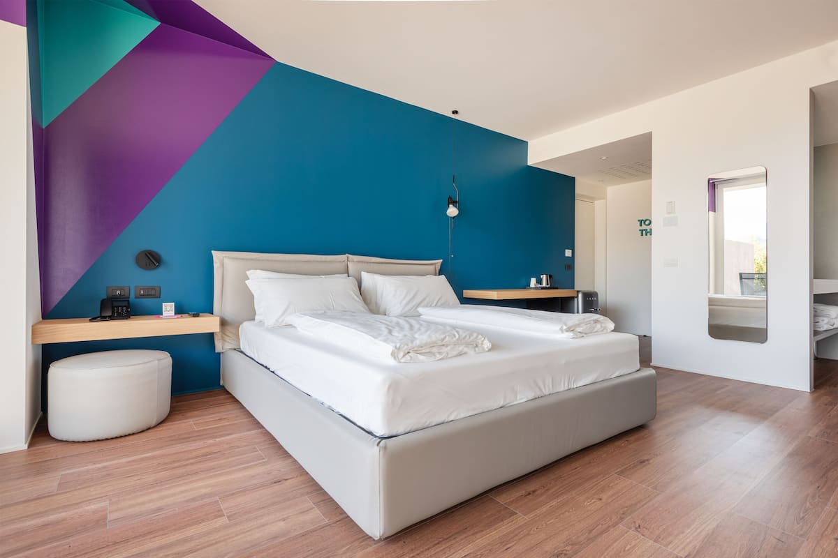 1 bedroom, minibar, in-room safe, individually decorated