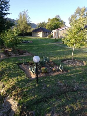 Garden - Old Hoek Guest House (Old Mohales Hoek)