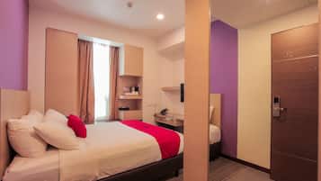 Double Room | In-room safe, desk, blackout drapes, iron/ironing board