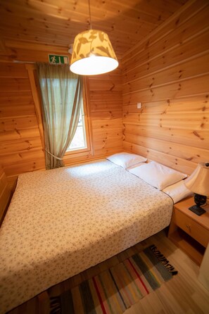 2 Schlafzimmer, Schreibtisch, laptopgeeigneter Arbeitsplatz