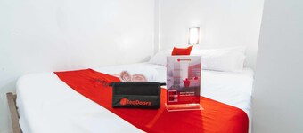 RedDoorz @ San Antonio Binan