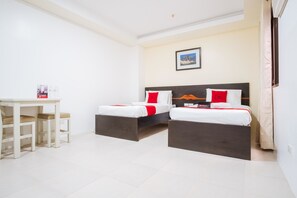 Zweibettzimmer (Window is not Guaranteed)