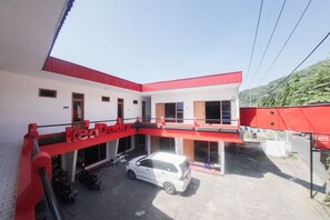 Front of property - RedDoorz @ Tretes 2 (Prigen)