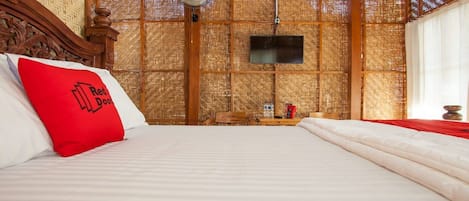 Chambre Familiale | Bureau, Wi-Fi gratuit