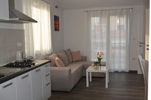 Classic Apartment | Living area