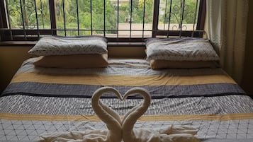 3 Schlafzimmer, BĂŒgeleisen/BĂŒgelbrett, kostenloses WLAN, BettwĂ€sche