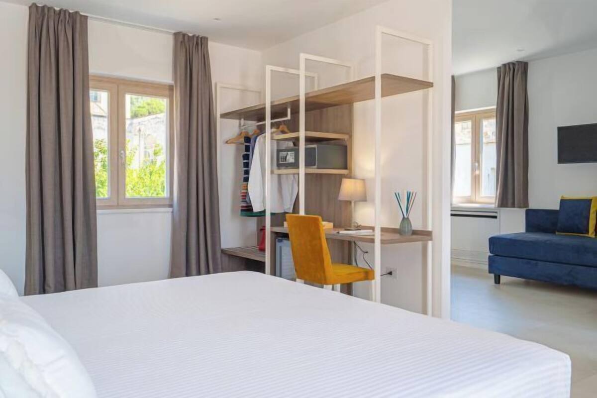 Down duvets, minibar, in-room safe, blackout curtains