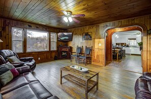 Smart TV, fireplace, DVD player, books