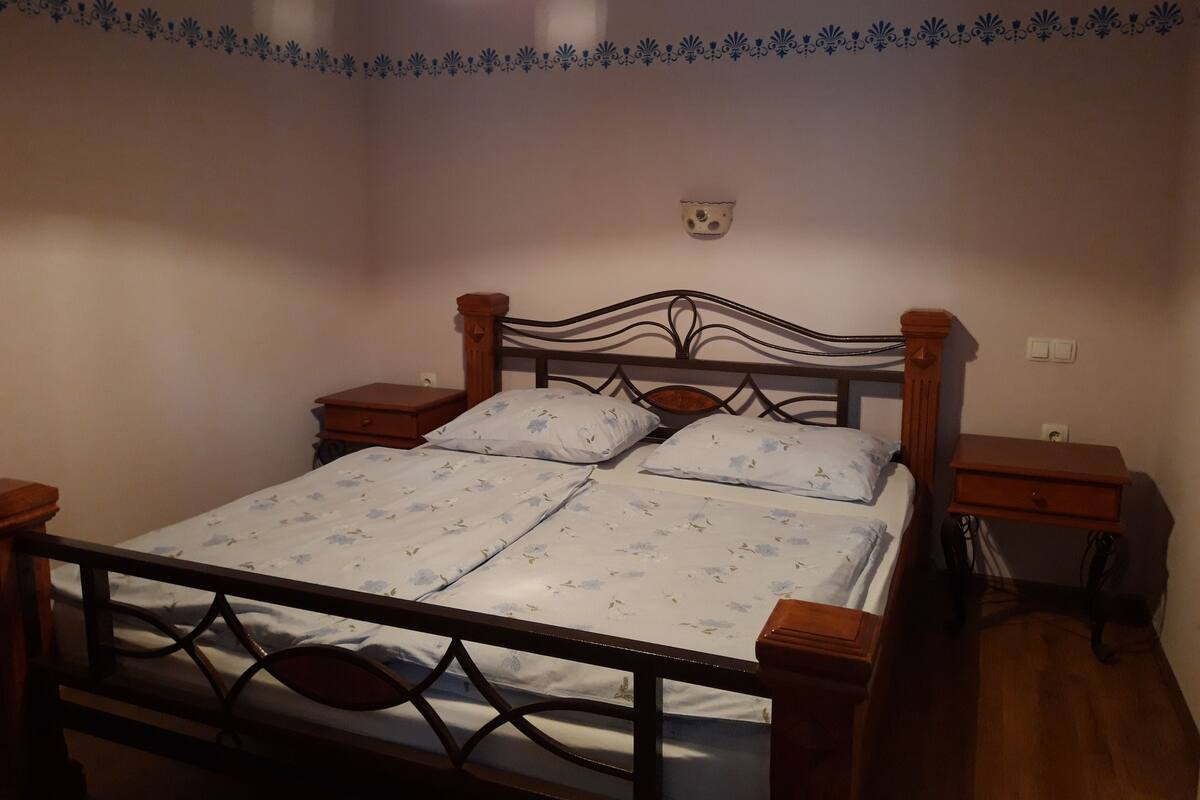 Apartment, 1 Schlafzimmer (Anin)