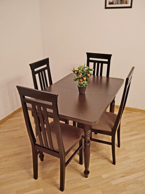 2 bedrooms, individually furnished, blackout curtains - Apartment on Kotetishvili 3 ap 4 (Tbilisi)
