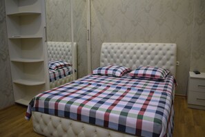 Apartment, 1 Queen Bed with Sofa bed