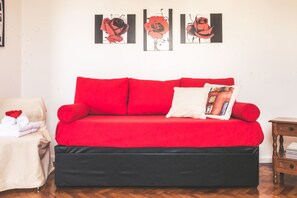 Family Apartment | 2 bedrooms, in-room safe, blackout curtains, iron/ironing board - Apartamento en Av. Belgrano (Buenos Aires)