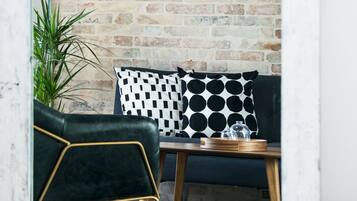 48-inch Smart TV with premium channels, TV, Netflix