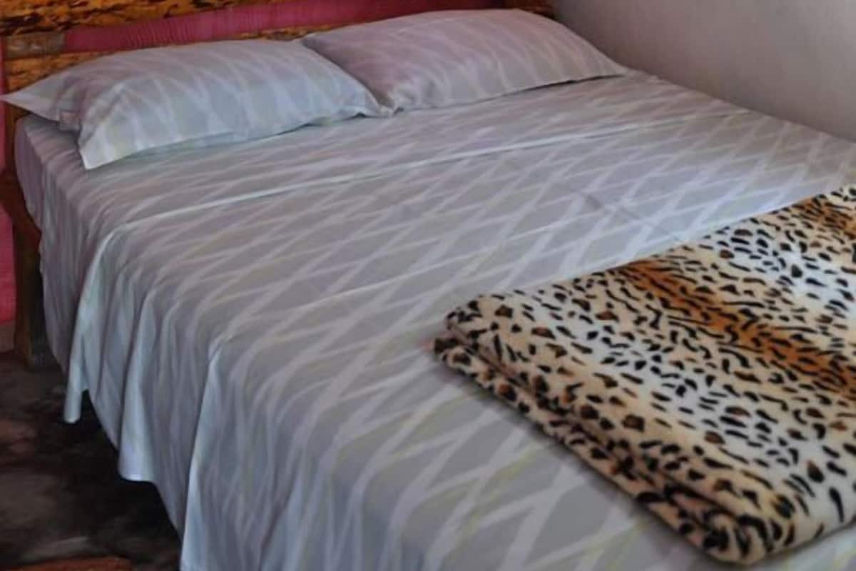 2 habitaciones, wifi gratis y ropa de cama