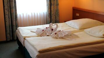 Minibar, desk, free WiFi, bed sheets