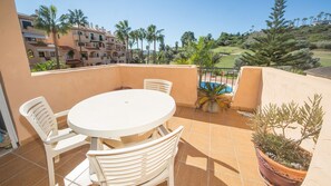 Outdoor dining - La Almadraba apartment 313 (Manilva)