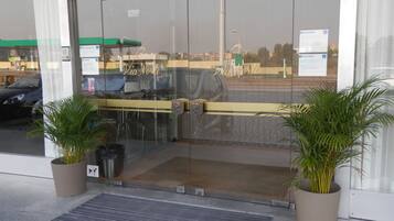 Entrada al alojamiento