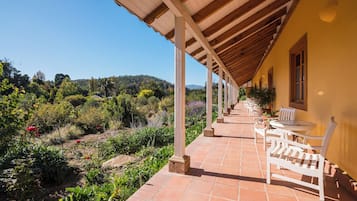 Fachada da propriedade