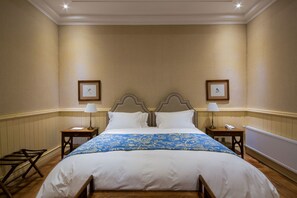 Standard Double or Twin Room | In-room safe, individually decorated, individually furnished - La Casona at Matetic Vineyards (Cartagena)