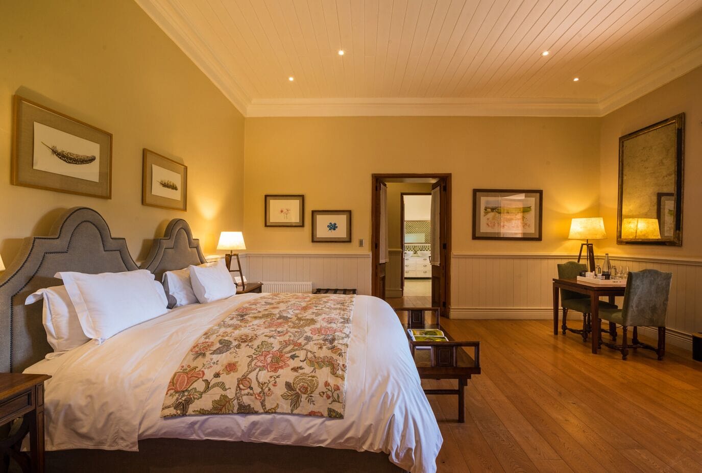 Chambre Standard Double ou avec lits jumeaux | Coffres-forts dans les chambres, décoration personnalisée