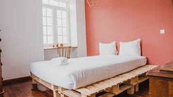 Chambre Classique, 1 chambre, salle de bains privée | Décoration personnalisée, ameublement personnalisé, draps fournis