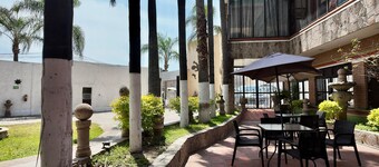 Hotel Hacienda Tonalmain, Central Nueva