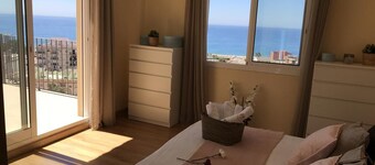 Rooms in Seafront Villa