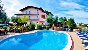 Piscina externa